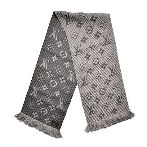 louis vuitton logomania scarf verone